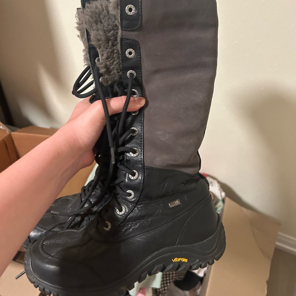 UGG Women's Black and Gray Lace-Up Winter Boots